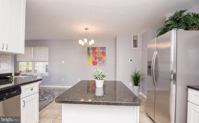 Building Photo - 8800 Community Square Ln