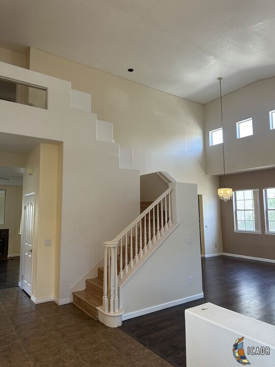 Building Photo - 1229 De Leon Ave