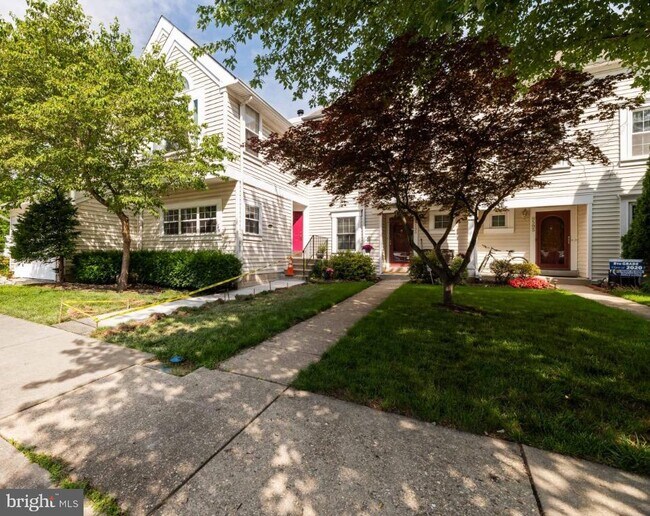 Foto del edificio - 8591 Harvest View Ct