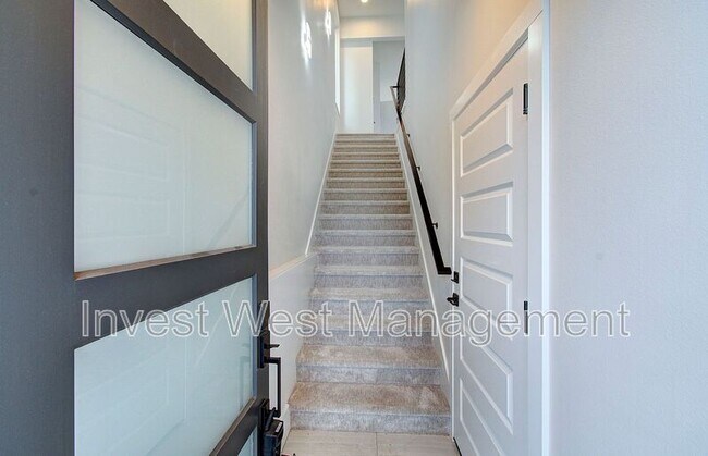 Foto del edificio - 2345 N R St