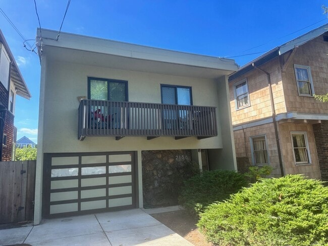 Building Photo - Derby Street Apartments LLC