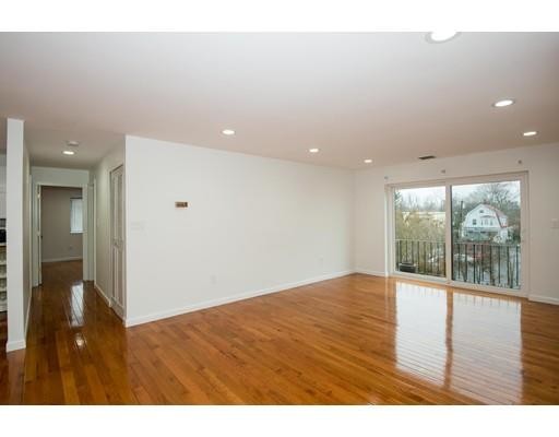 Building Photo - 406 Broadway