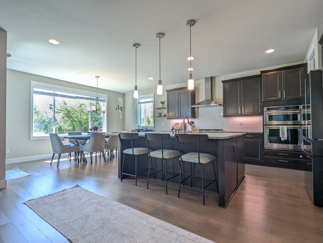 Kitchen + Dining - 16324 131st St SE