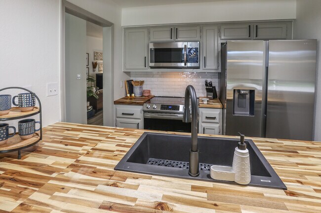 Foto del edificio - 118 E 21st St