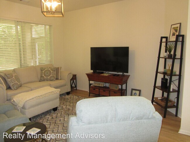 Foto del edificio - 2 br, 2 bath House - 1 Broughton Ct