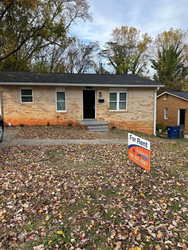 Foto principal - 1651 22nd St