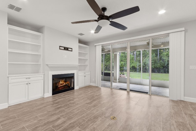 Building Photo - 85390 Cherry Creek Dr