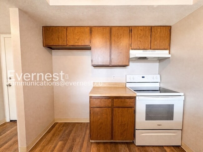 Building Photo - 14282 E Tufts Pl