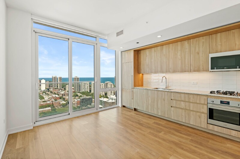 Foto principal - 228 W Hill St