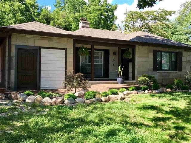 Primary Photo - 1515 E Maxwell Ln