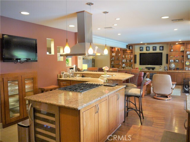 Building Photo - 25 Bennington