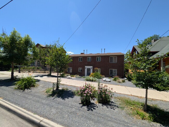 Building Photo - 651 N 200 W