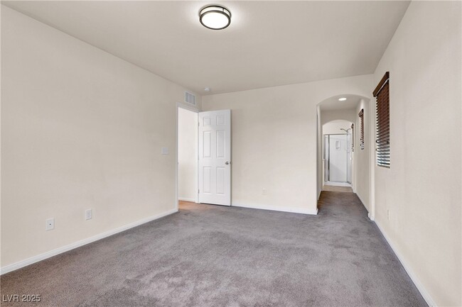 Building Photo - 9053 S Winthrop Springs Rd