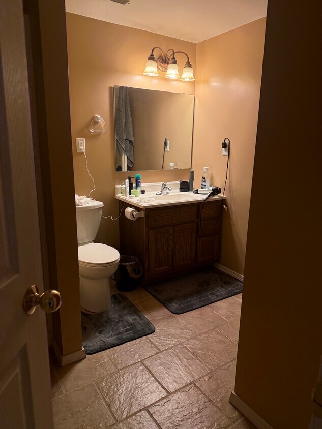 Building Photo - 7817 Bayard Dr