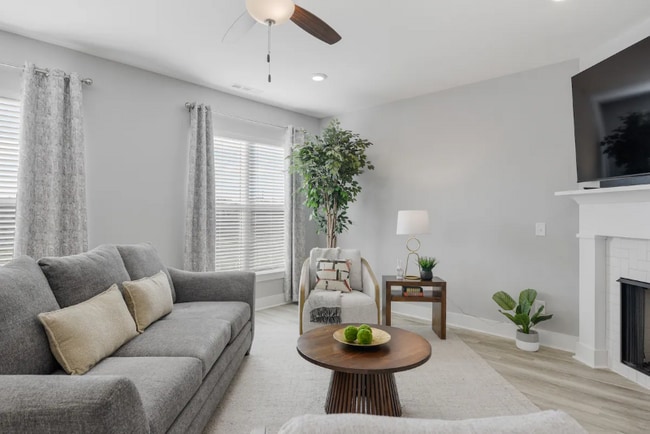 Foto del edificio - 129 Weller Ln