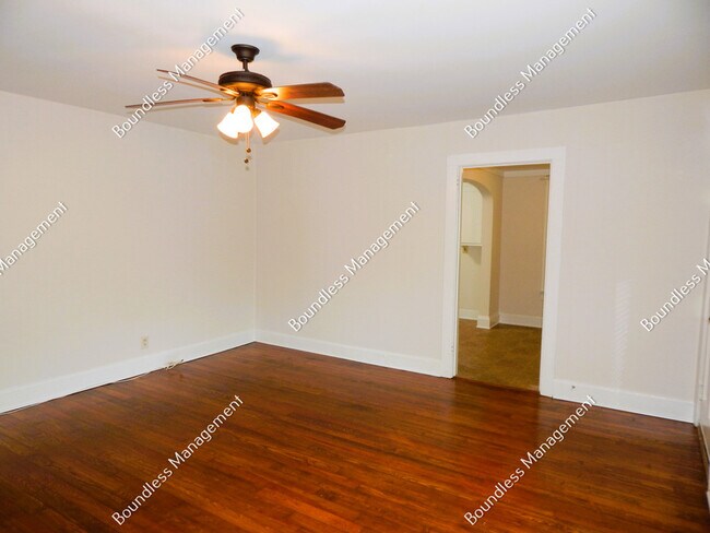 Foto del edificio - 624 Waldo St SE