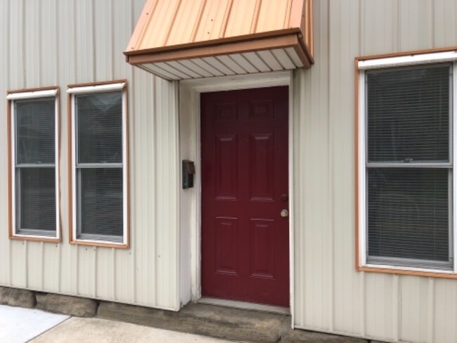 Building Photo - 537 Carolina Ave