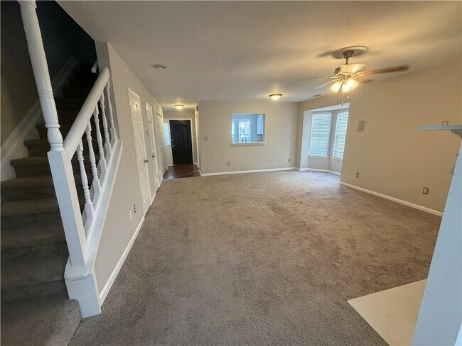 Foto del edificio - 2045 Fairways Ct