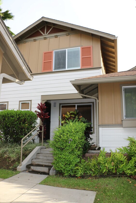 Primary Photo - 632 Meakanu Ln