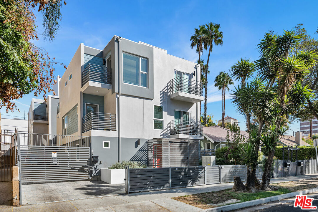 Foto principal - 6615 Leland Way