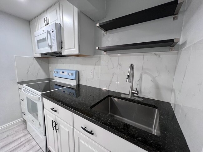 Foto del edificio - 391 W 100 S St