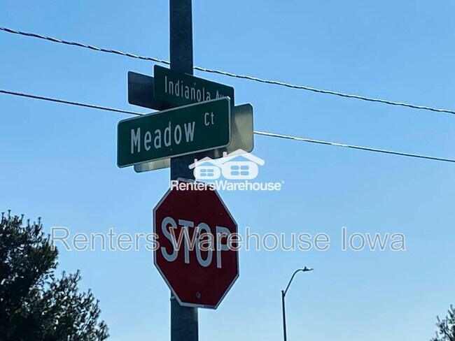 Foto del edificio - 2000 Meadow Ct