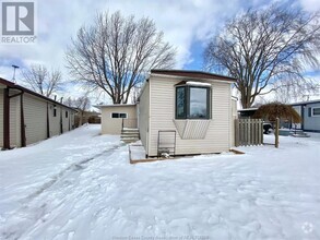 Building Photo - 22 Malden Hill Dr