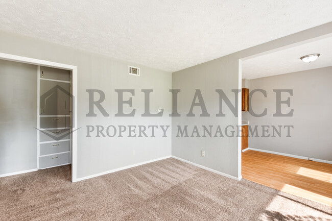 Building Photo - 1527 N Madison Ave