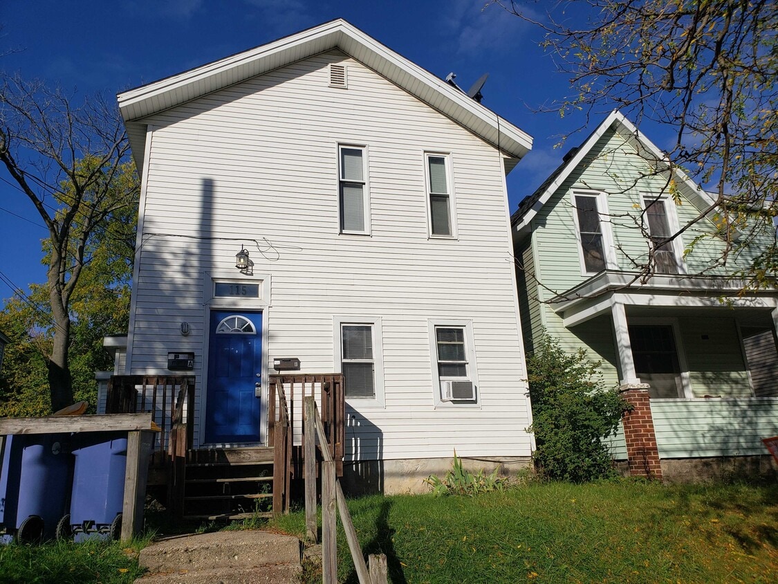 115 Lexington Ave NW, Grand Rapids, MI 49504 Townhome Rentals in