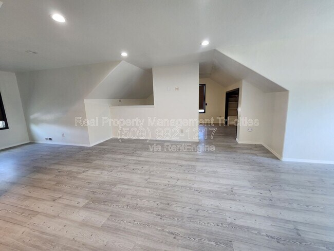 Foto del edificio - 721 S Union St