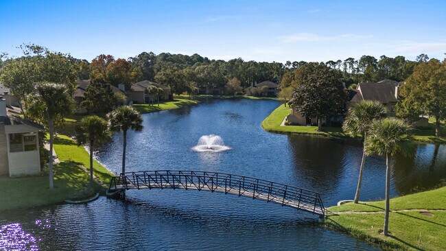 Building Photo - 10200 Belle Rive Blvd