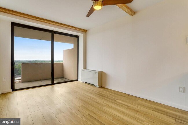 Foto del edificio - 4141 N Henderson Rd