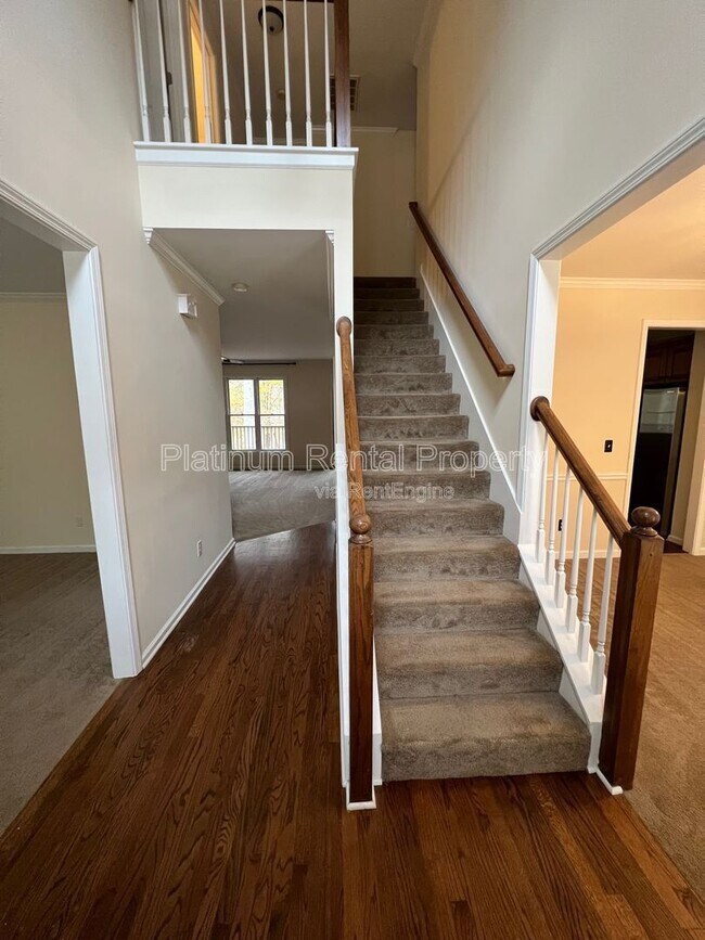 Foto del edificio - 7115 Red Fox Ln