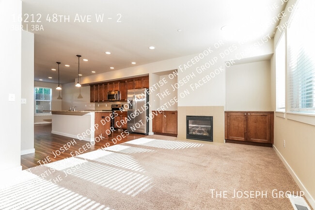 Building Photo - 16212 48th Ave W