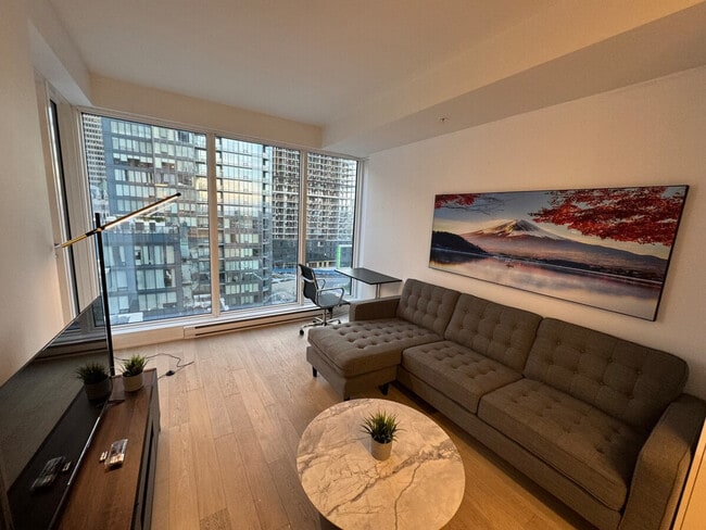 Building Photo - 1170 Rue Saint-Antoine O