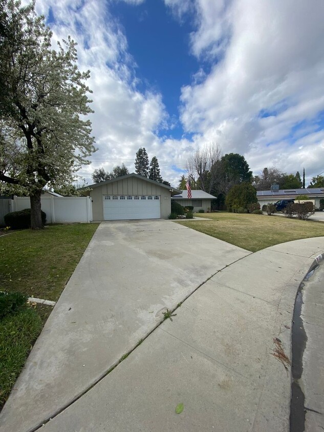 Primary Photo - 55 and OLDER KERN CITY 2 BED UPDATED HOME
