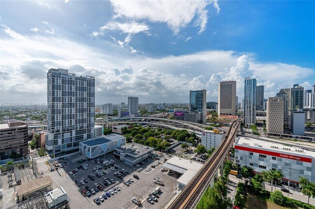 Foto del edificio - 90 SW 3rd St