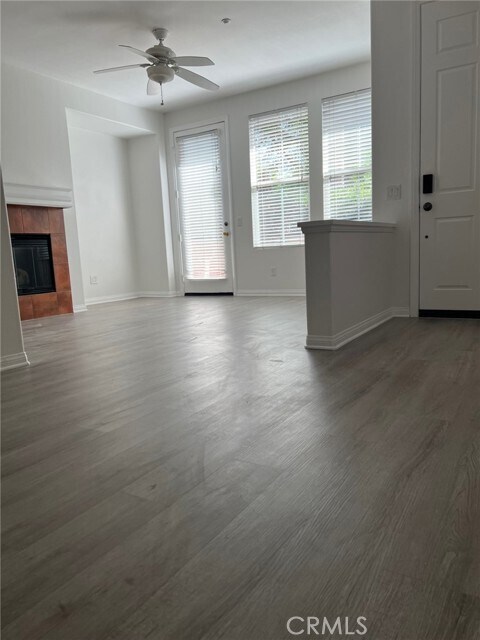 Building Photo - 49 Walbert Ln