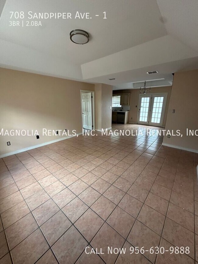 Foto del edificio - 708 Sandpiper Ave