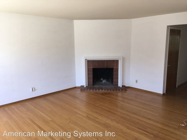 Building Photo - 2936 Taraval St