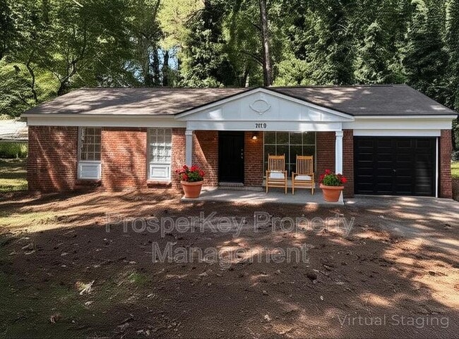 Photo - 630 Ward Pl House