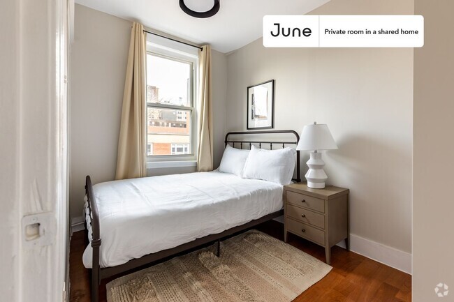 Building Photo - Private bedroom in 2 bed/1.5 bath Home