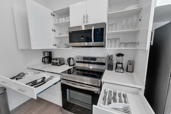 Foto del edificio - 649 Trikomo Dr