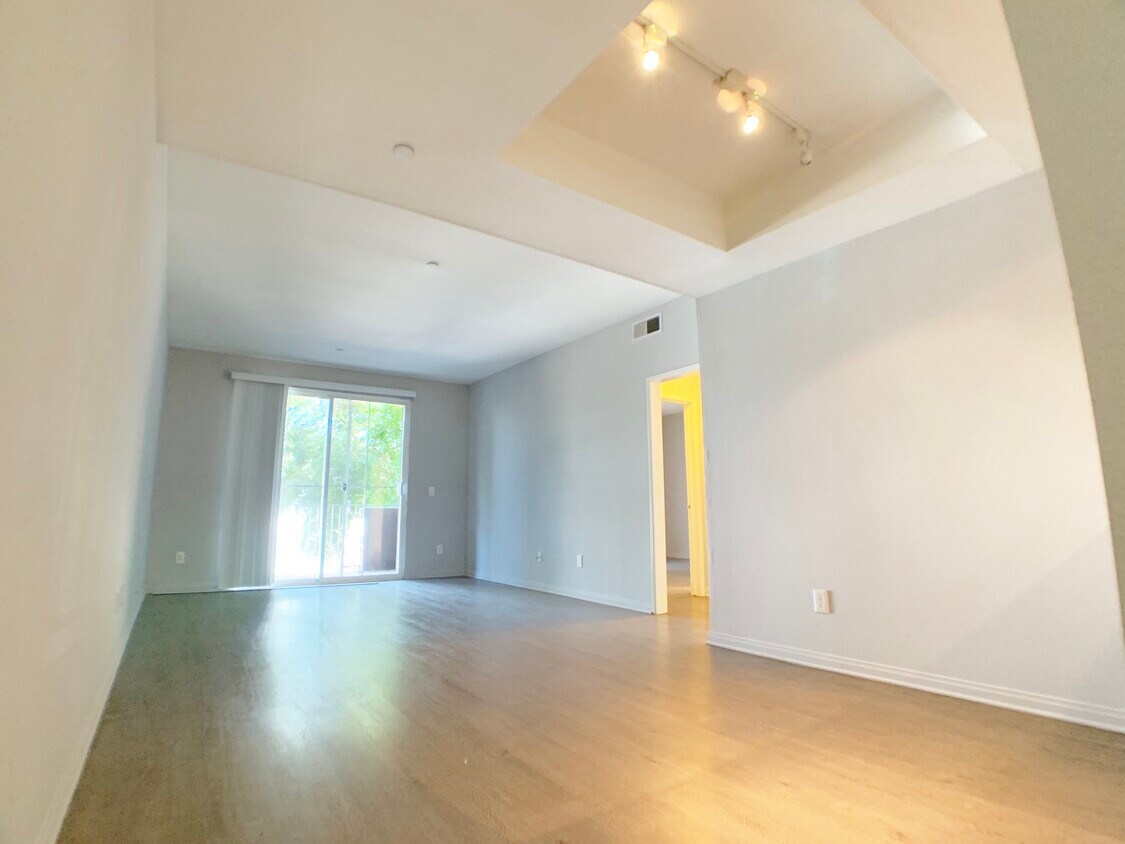 Foto principal - 3709 Motor Ave