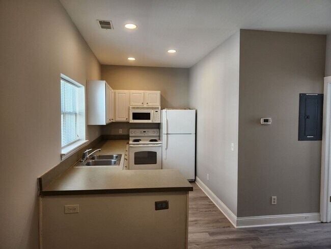 Foto del edificio - 70 Cassandra Ln