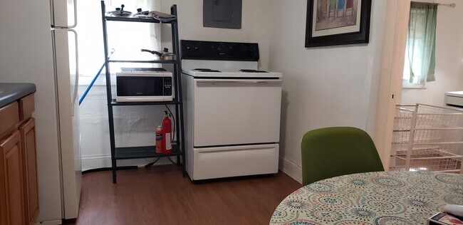 Kitchen - 176 NE 50th St