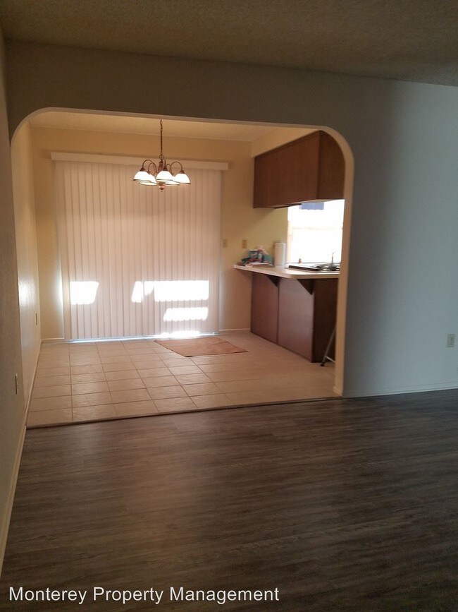 Foto del edificio - 7320 Corsican Dr