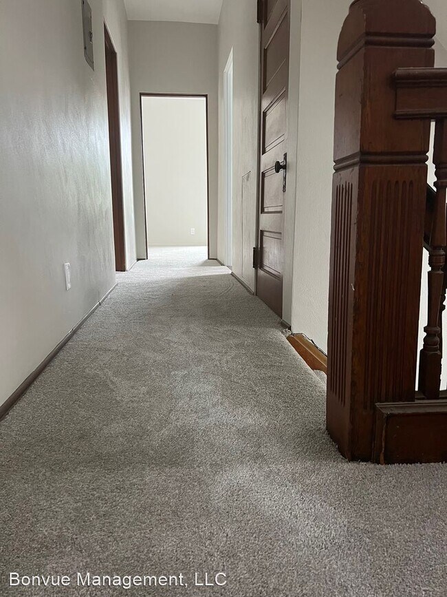 Foto del edificio - 5 br, 3 bath House - 245 S St Clair street