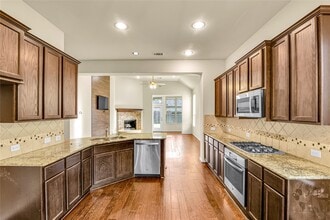 Building Photo - 8163 Little Scarlet St
