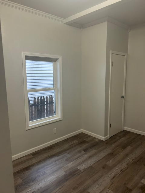 Building Photo - 1130 Greenaway Pl